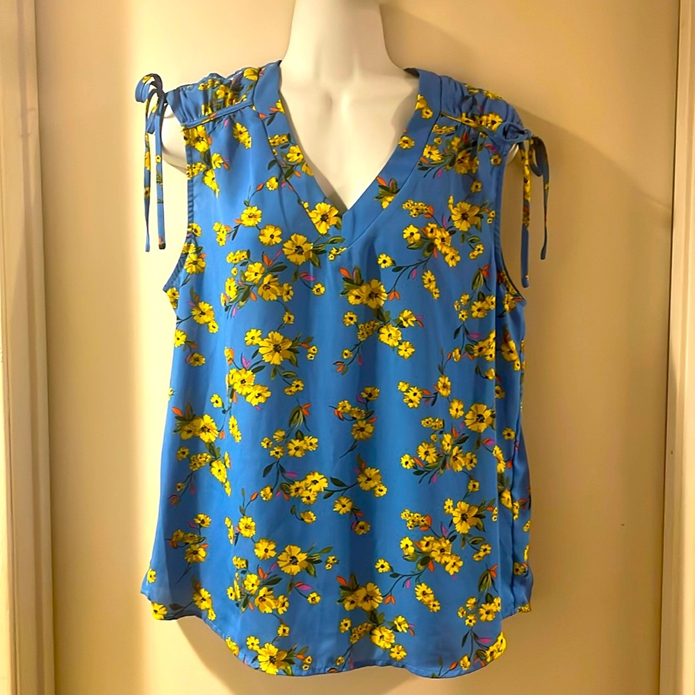 Floral tank